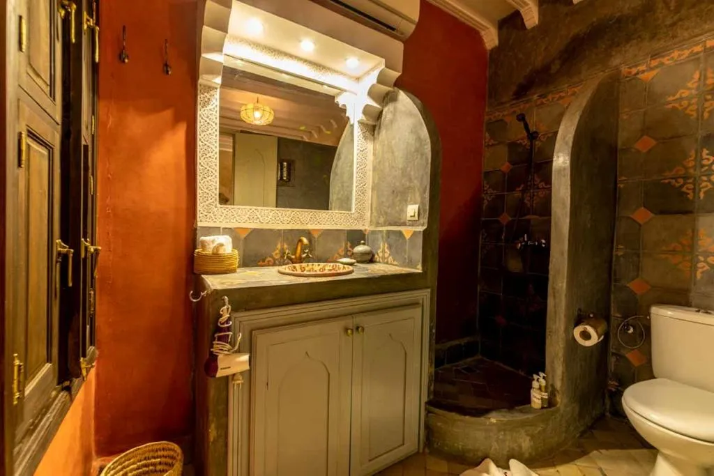 DOUBLE DELUXE ONE BED Room, Riad 7 Saints, Marrakech