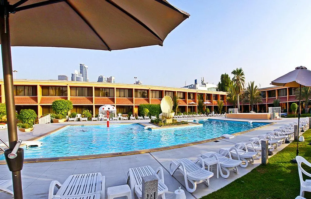 Pool, Lou'lou'a Beach Resort Sharjah, Dubai