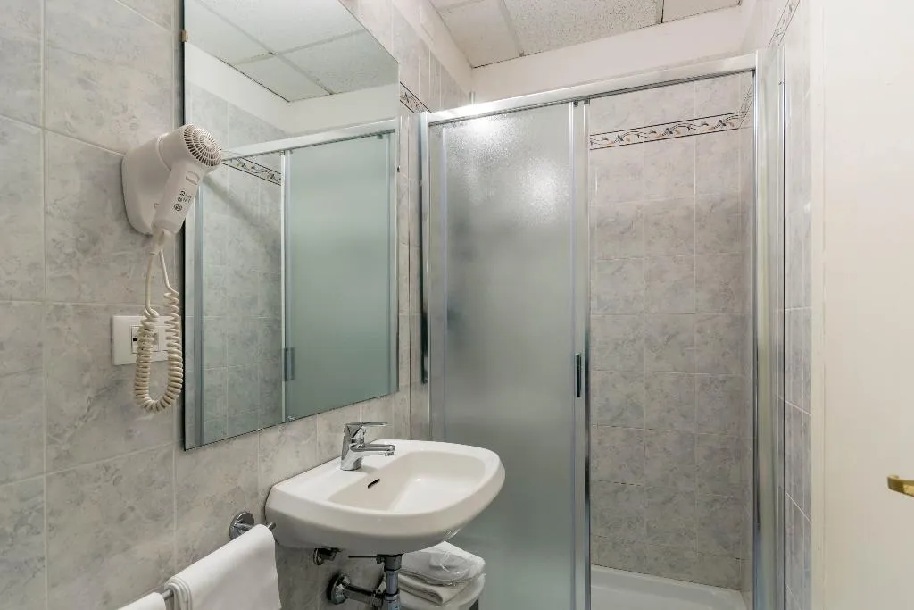 TRIPLE CLASSIC Room, Hotel Rex, Florence