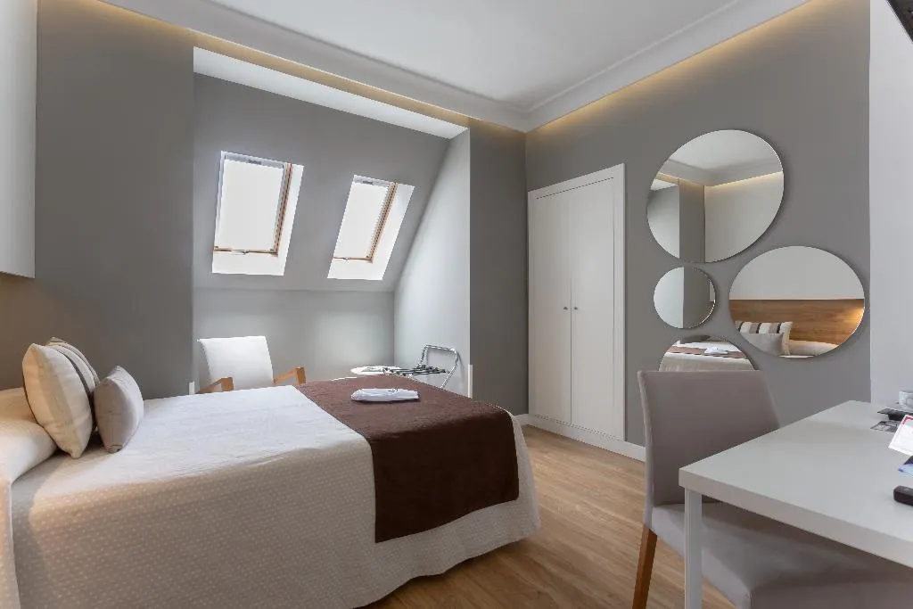 SINGLE STANDARD Room, Monte Carmelo, Seville
