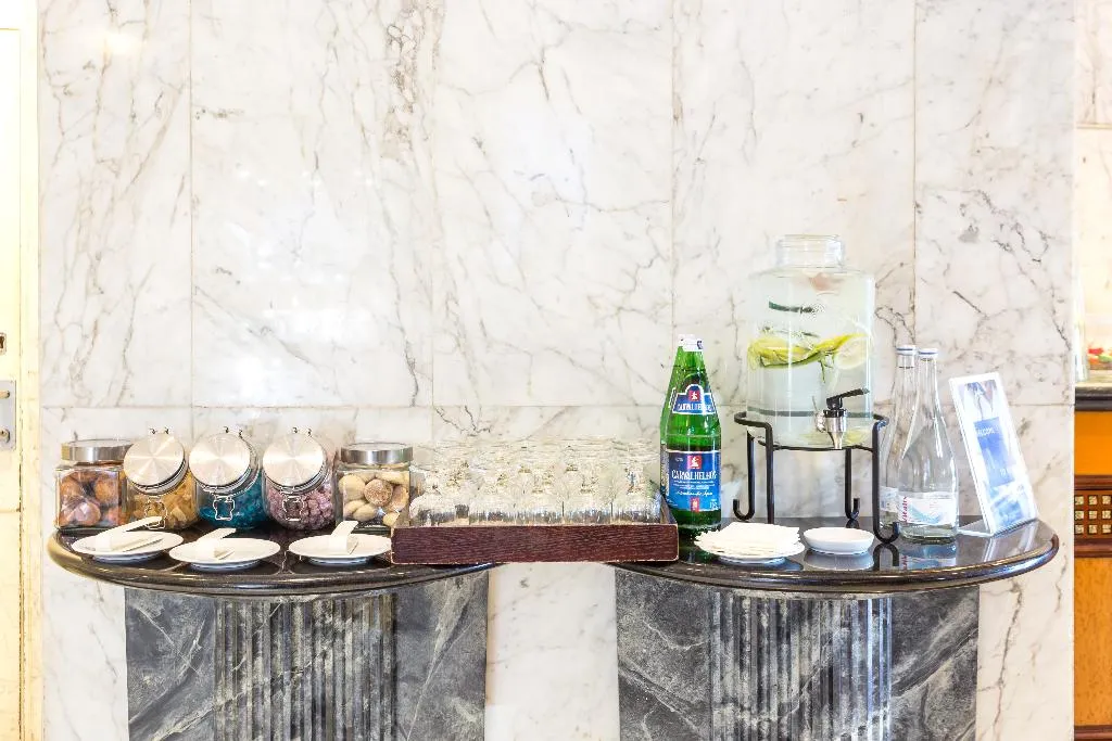 Lobby, Radisson Blu Hotel, Lisbon, Lisbon