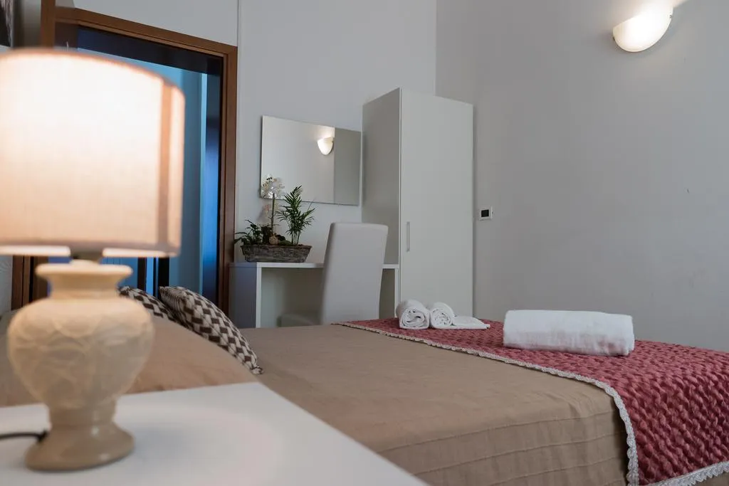 Room, Backpackers house venice, Venice