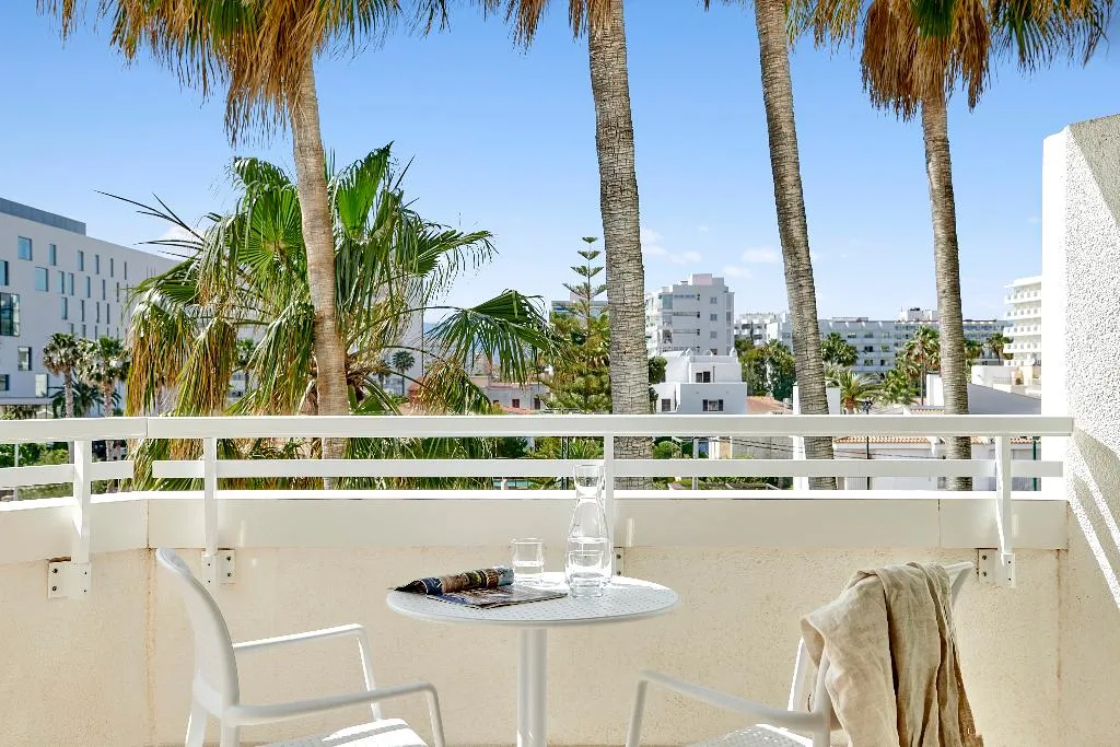 TRIPLE GARDEN VIEW Room, Iberostar Waves Cristina, Majorca