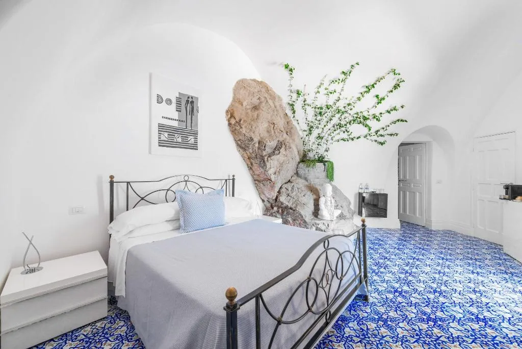 SUITE TWO QUEEN BEDS Room, Villa Magia, Naples