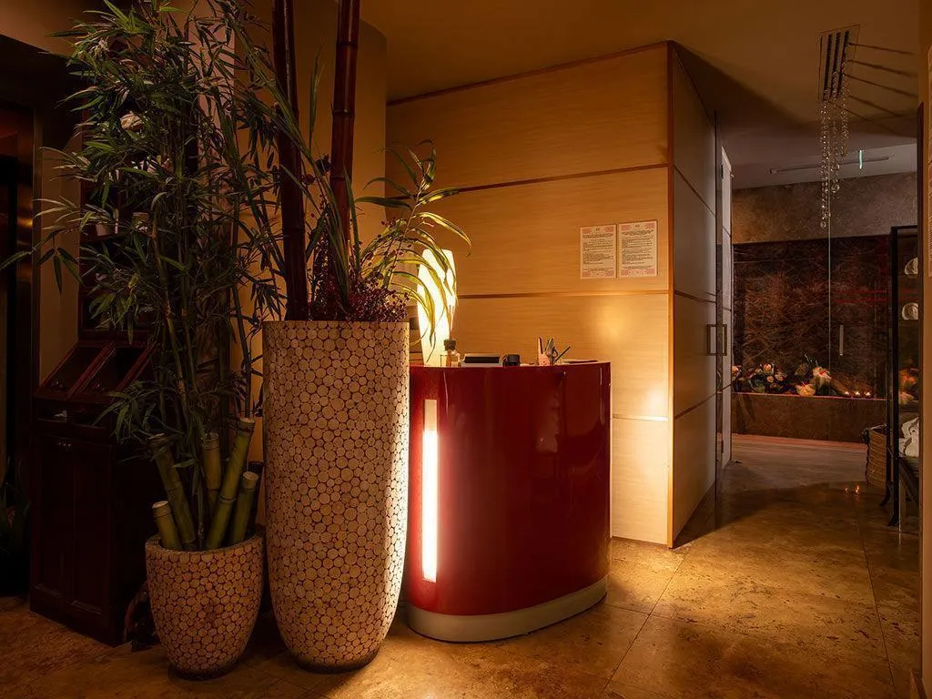 Sports and Entertainment, Hotel Porta Felice, Palermo