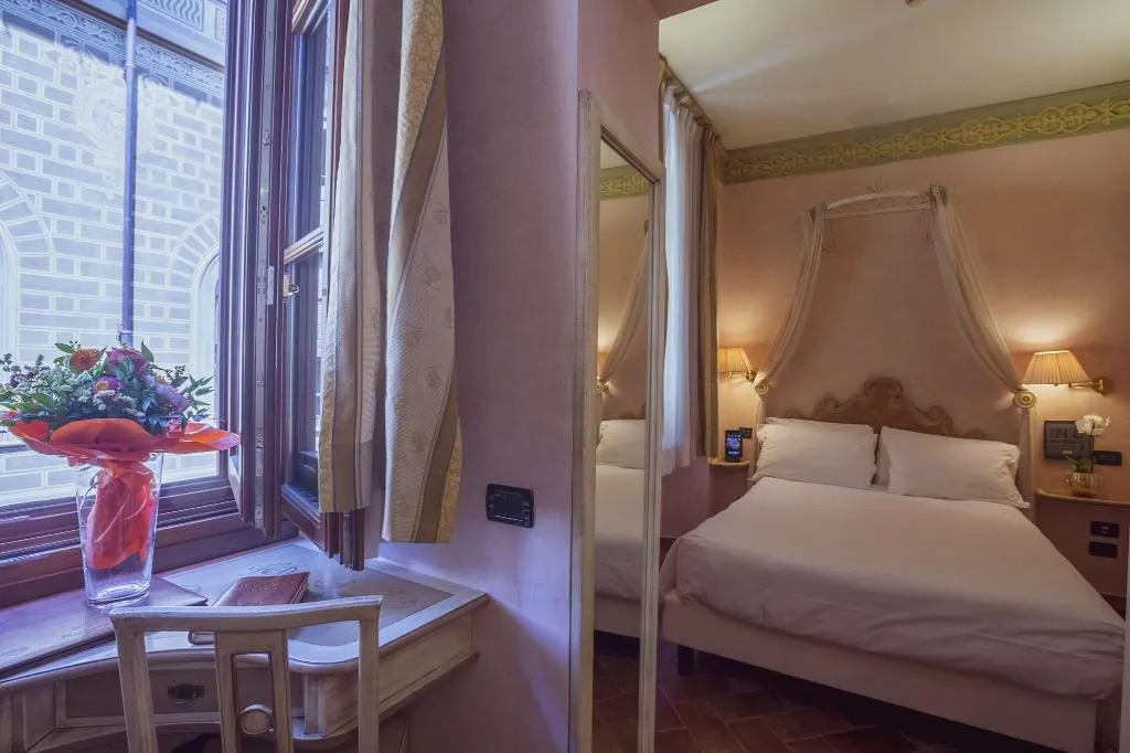 SINGLE ECONOMY Room, Davanzati, Florence