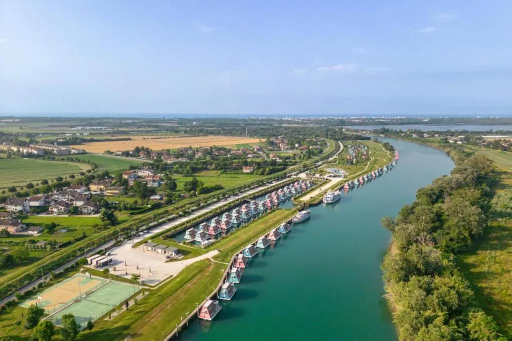 General view, House Boat Resort Marina Resort Azzurra, Venice