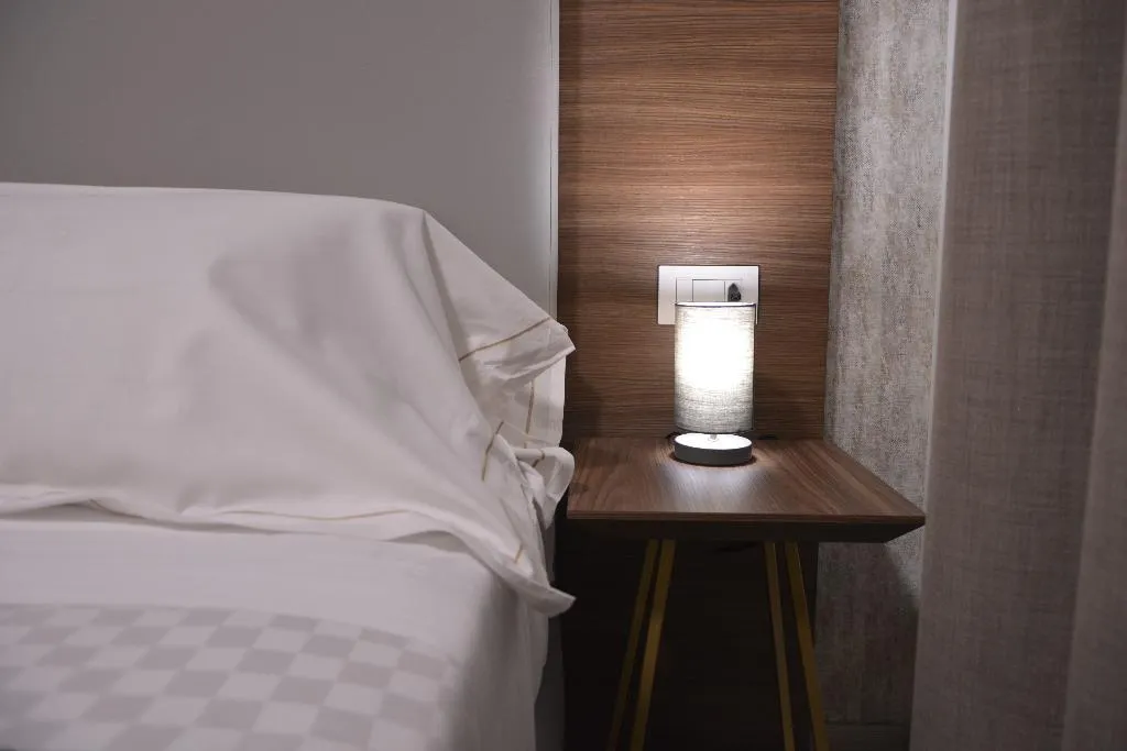 JUNIOR SUITE STANDARD Room, 8 Room Hotel, Catania