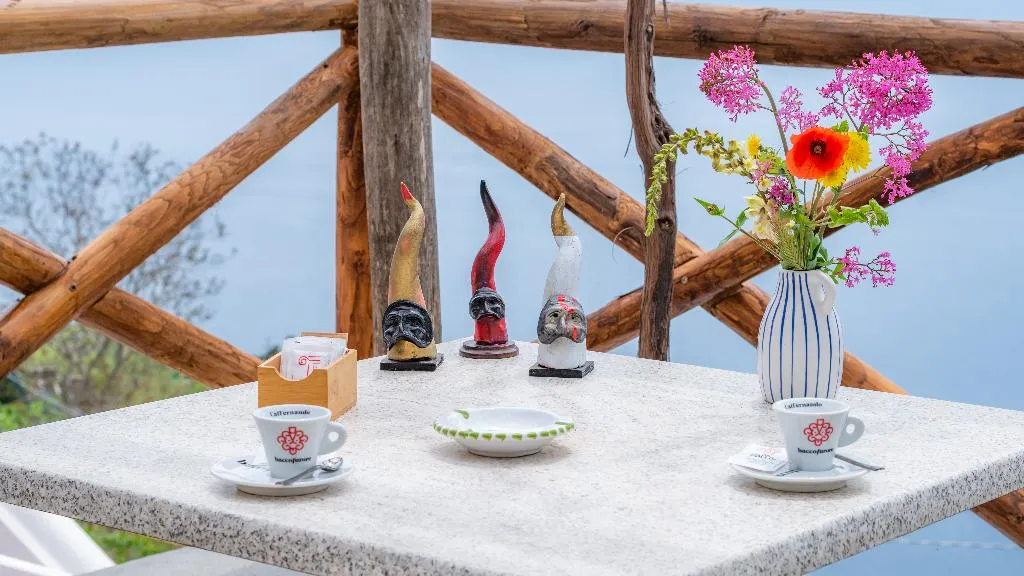 DOUBLE GARDEN VIEW Room, Albergo Diffuso Bacco Furore, Naples