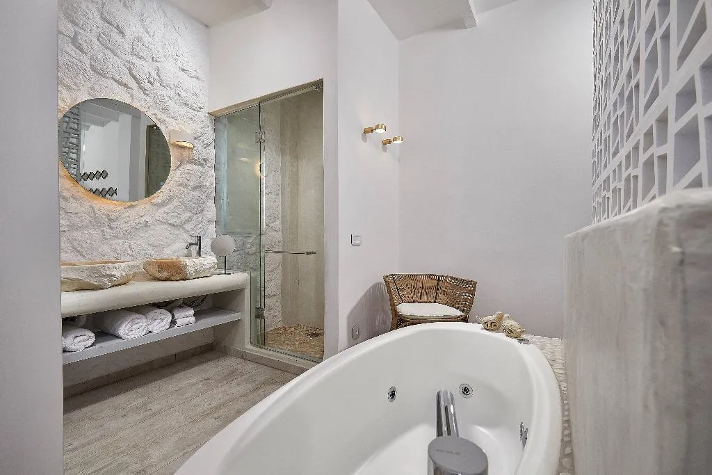 SUITE SEA VIEW Room, Petri Suites, Santorini