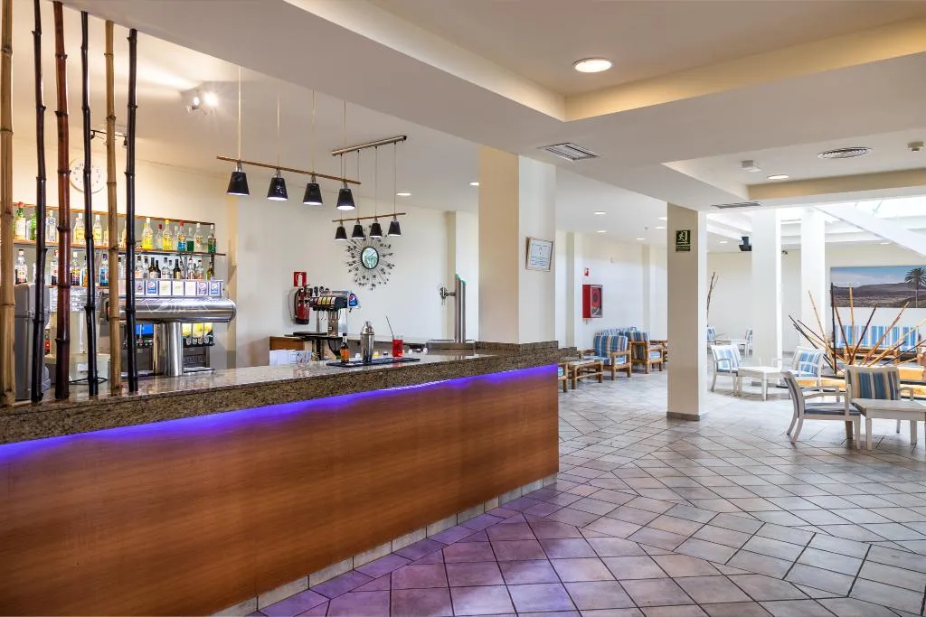 Bar, Apartamentos LIVVO Morromar, Lanzarote