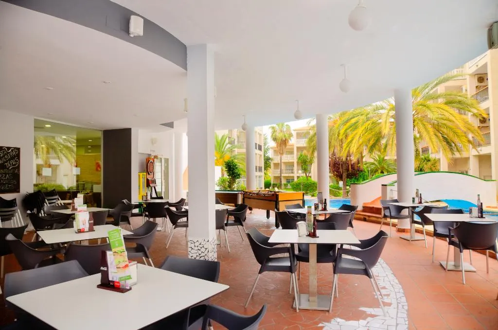 Bar, Ona Ogisaka Garden, Costa Blanca