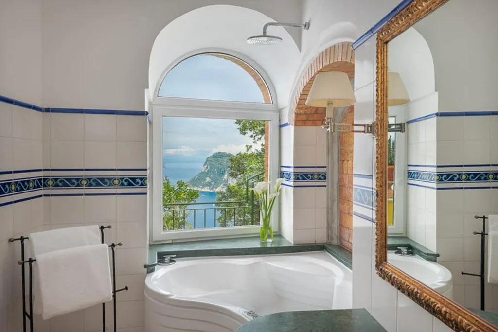 SUITE STANDARD Room, Caesar Augustus, Naples