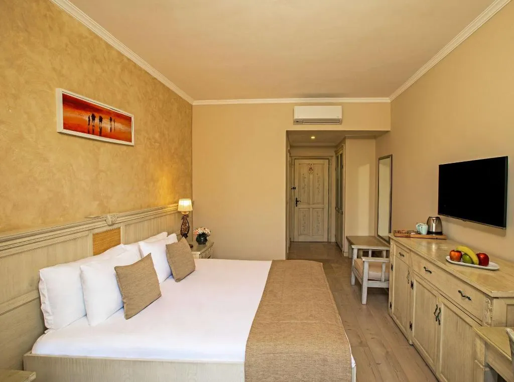 DOUBLE DELUXE WITH TERRACE Room, Alacati Beach Resort, Izmir