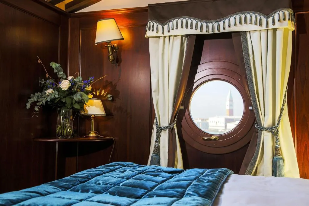 Room, Bucintoro, Venice
