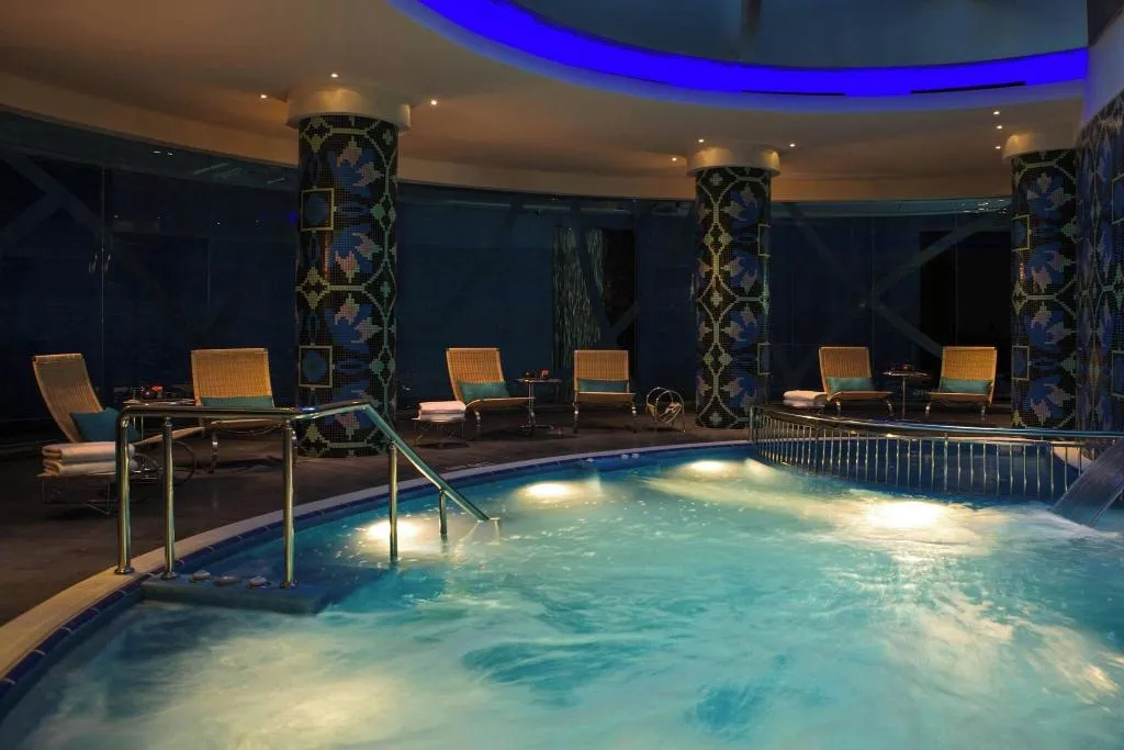 Pool, Renaissance Izmir, Izmir