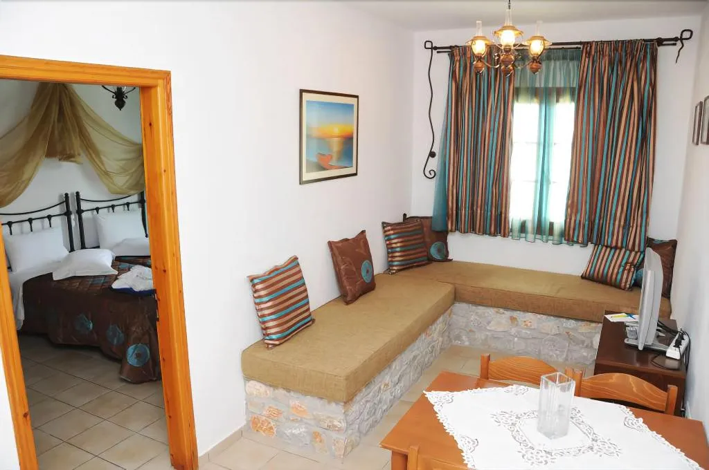 Room, Skiathos Island Suites, Skiathos