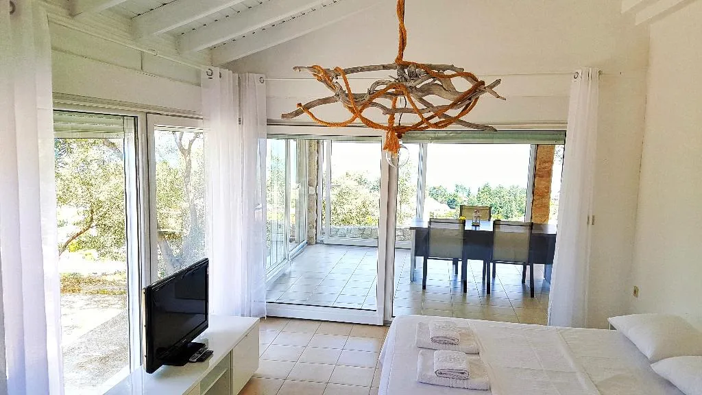 STUDIO OCEAN VIEW ONE BEDROOM Room, Bungalow White Apartments and Suits, Halkidiki