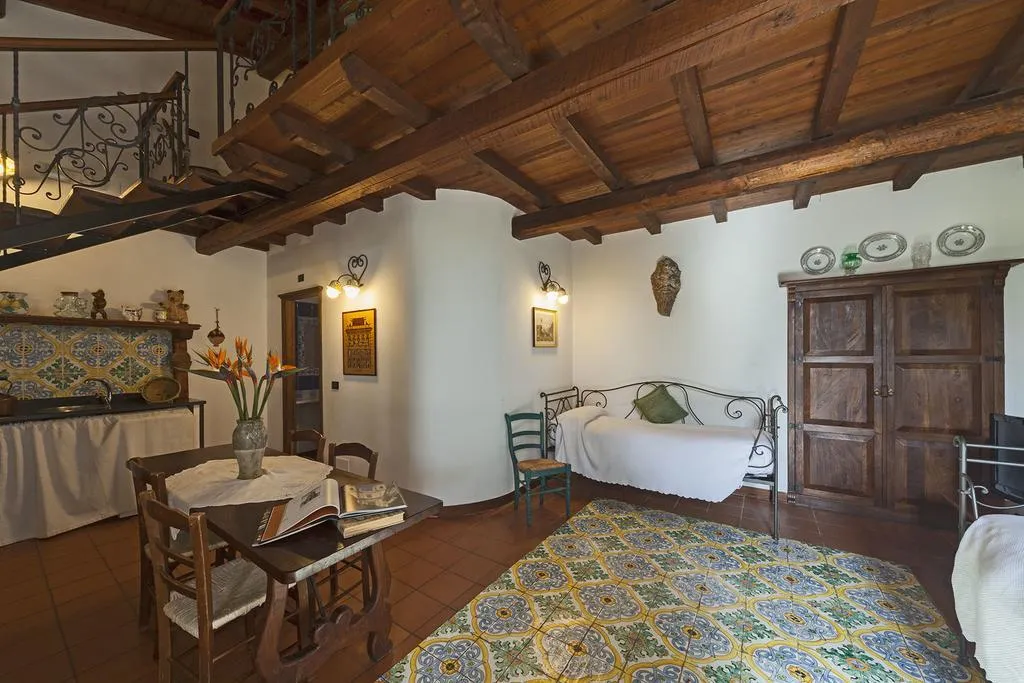 Room, Villa dei Papiri, Catania