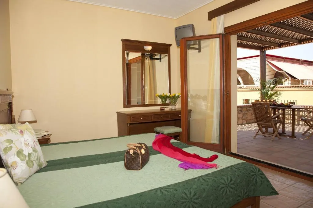 Room, Mylos Hotel Apartments, Crete