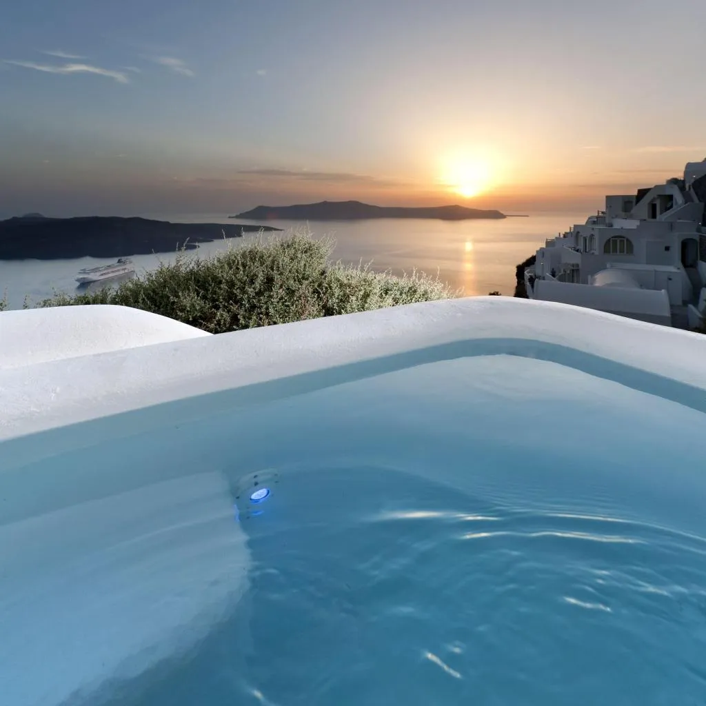 Room, Kamares Apartments, Santorini