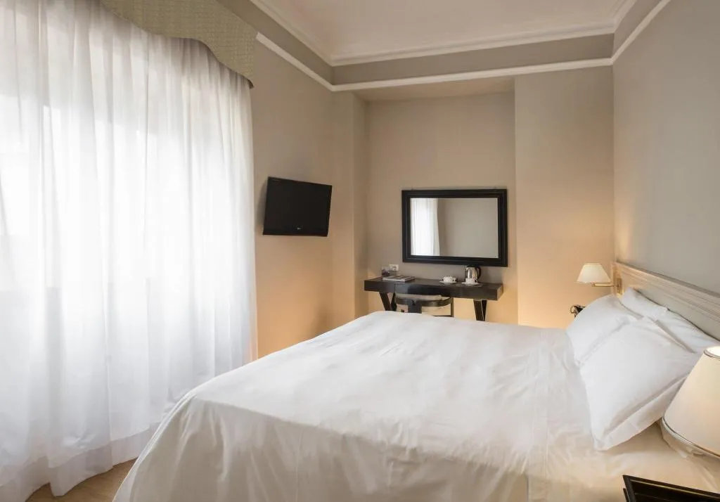 TWIN Accessible Room, Ambasciatori Place Hotel SPA, Rome