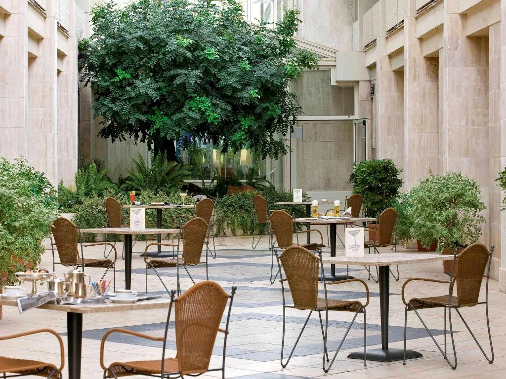 Sports and Entertainment, Mercure Roma West, Rome