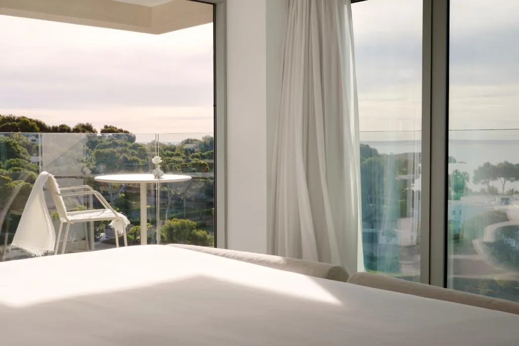 JUNIOR SUITE SEA VIEW Room, The Donna Portals, Majorca