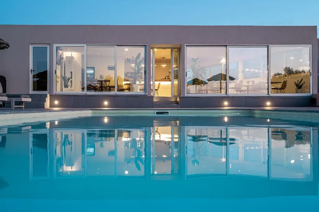 Bar, En Plo Boutique Suites, Santorini