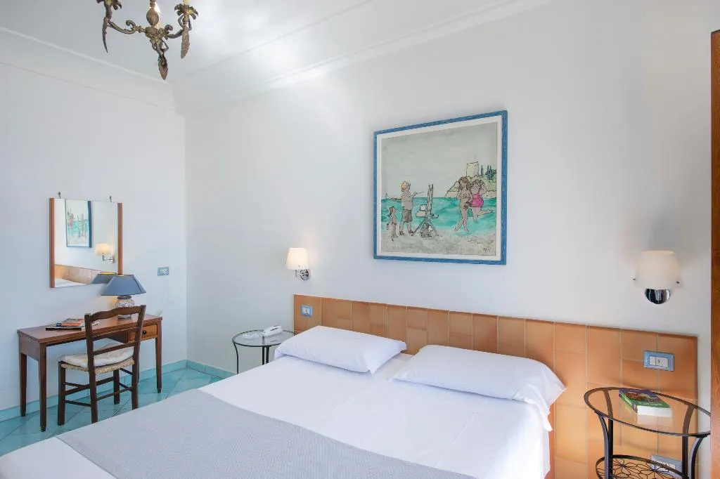DOUBLE SUPERIOR SEA VIEW Room, Maresca Hotel Praiano, Naples