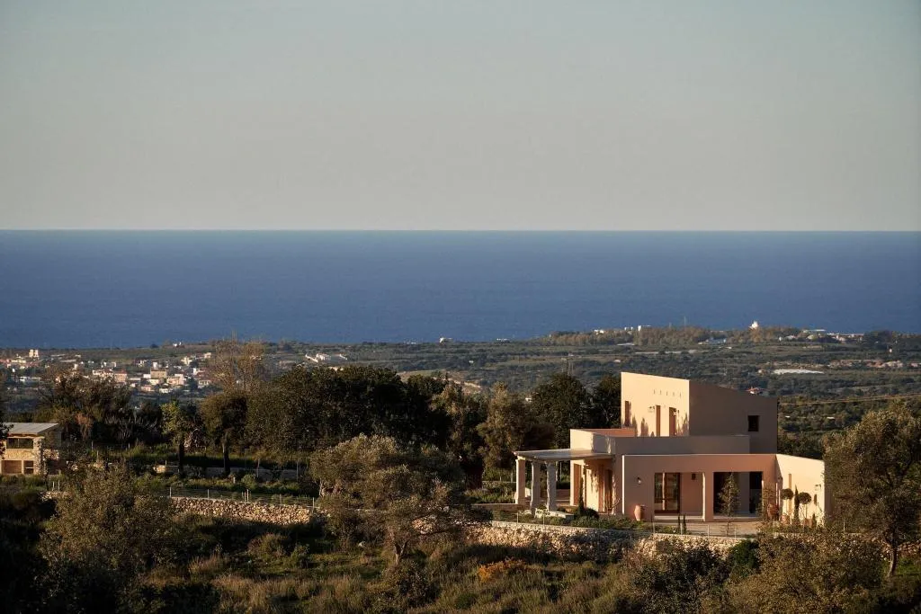Room, Kapsaliana Village Hotel, Crete