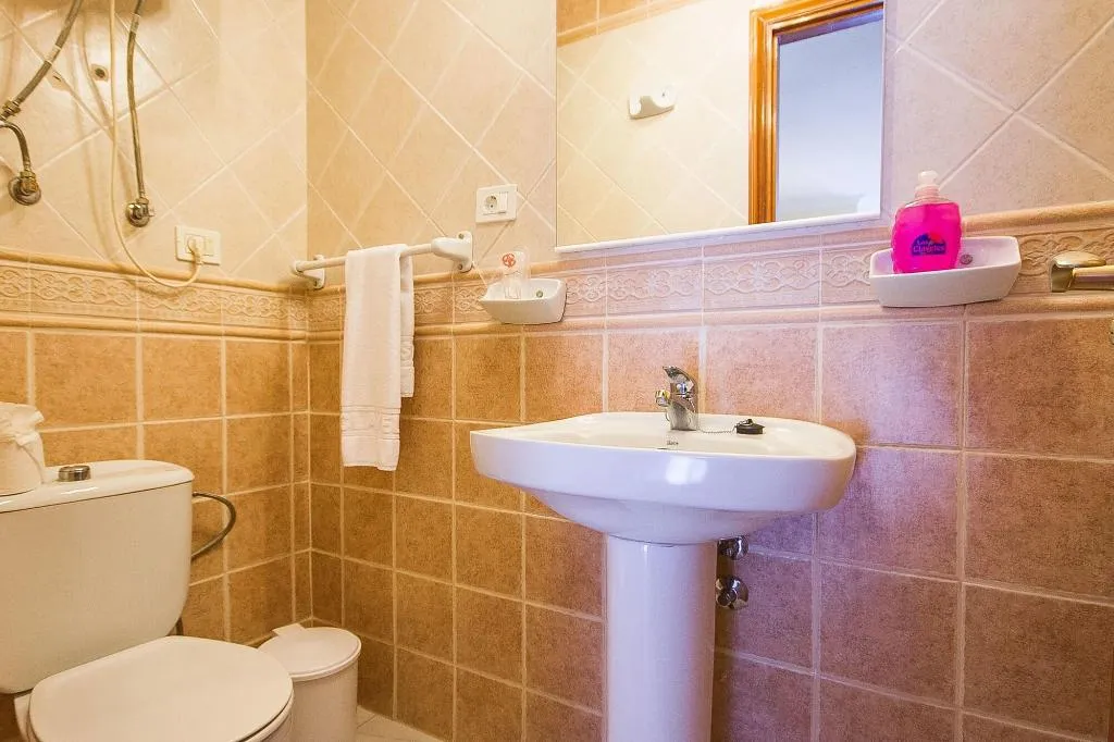 Room, Los Claveles, Tenerife