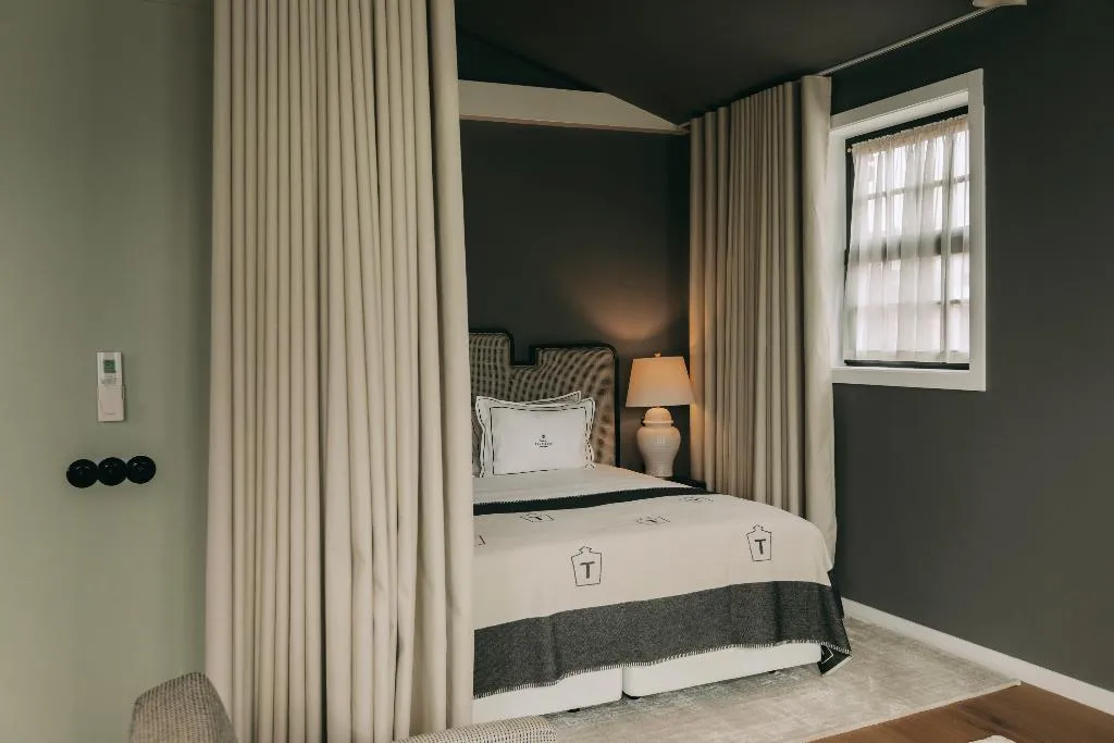 STUDIO SUPERIOR Room, Torel Palace Porto, Porto