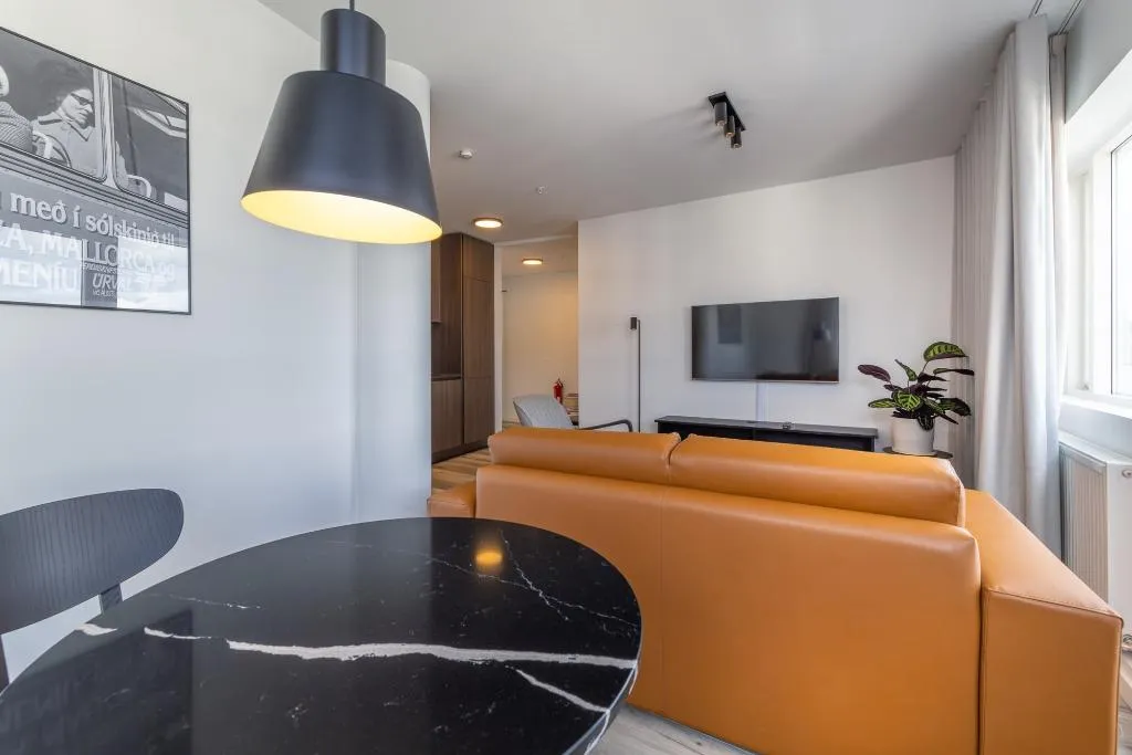 APARTMENT TWO BEDROOMS WITH VIEWS Room, Hlemmur Suites, Reykjavik