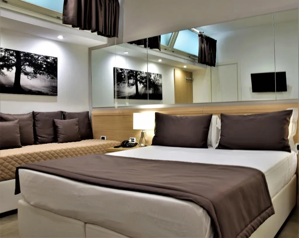 Room, Hotel Paolo II, Rome
