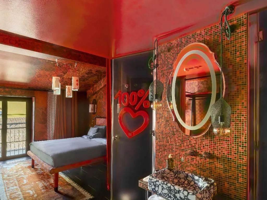 DOUBLE KING SIZE BED Room, 25hours Hotel Piazza San Paolino, Florence