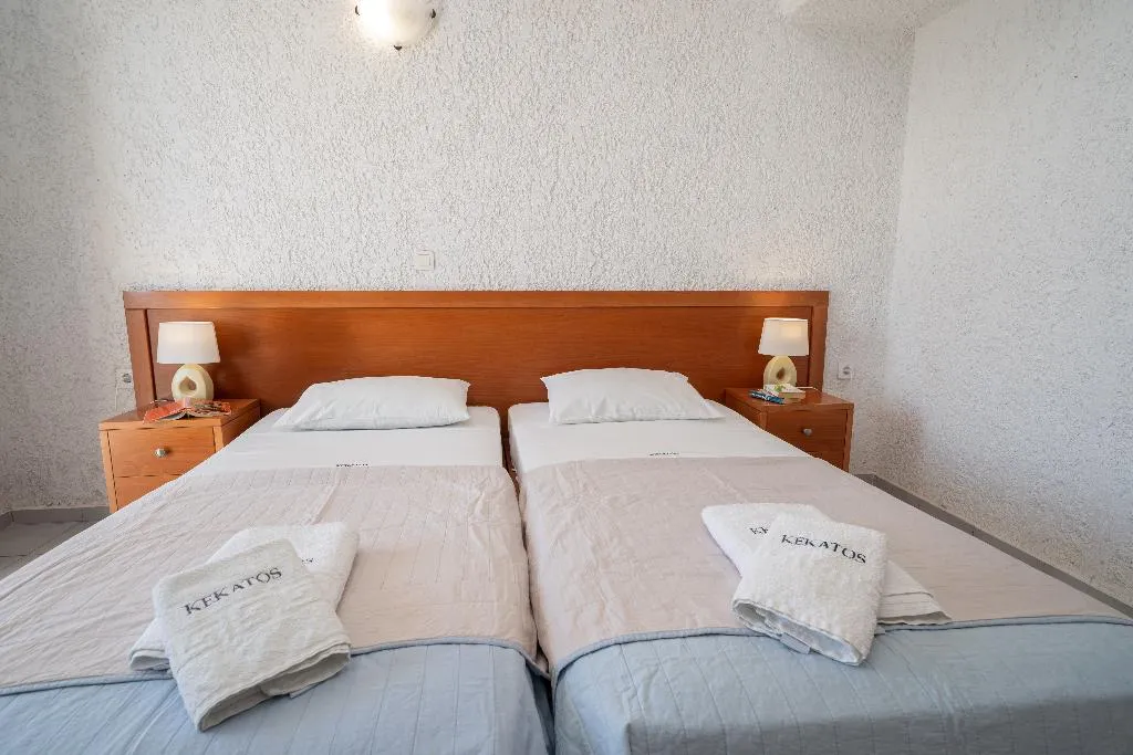 STUDIO POOL VIEW Room, Kekatos Studios, Kefallinia