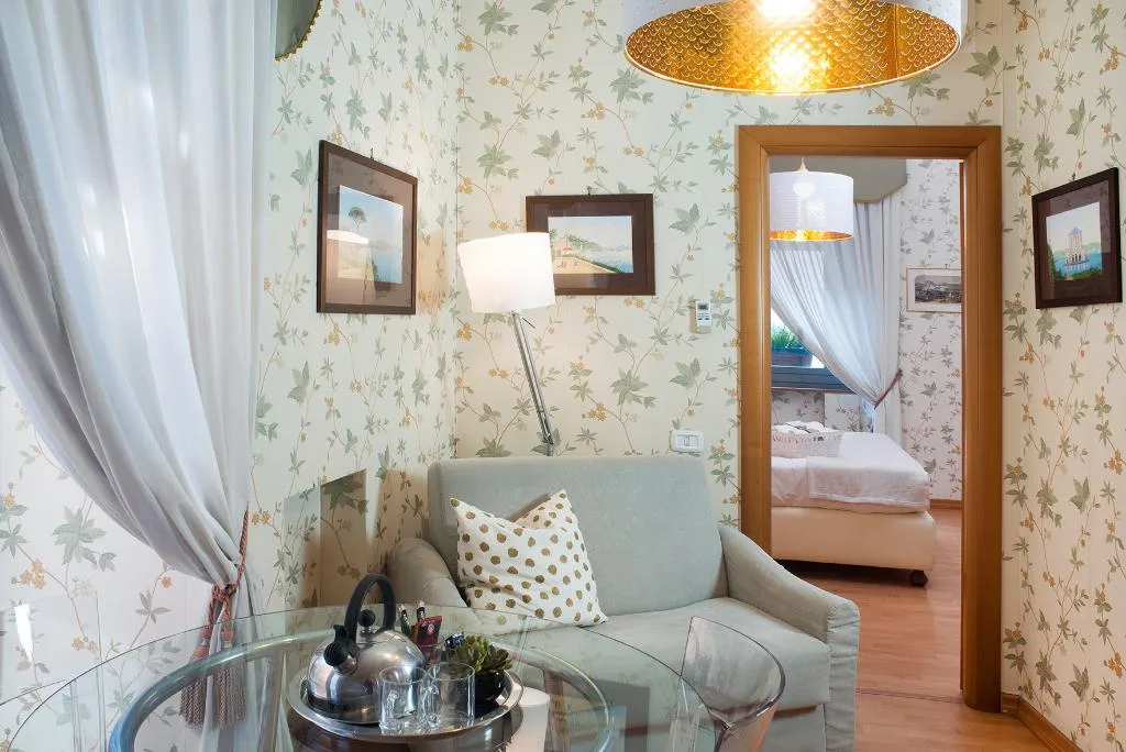 APARTMENT STANDARD Room, Residenza Echia, Naples