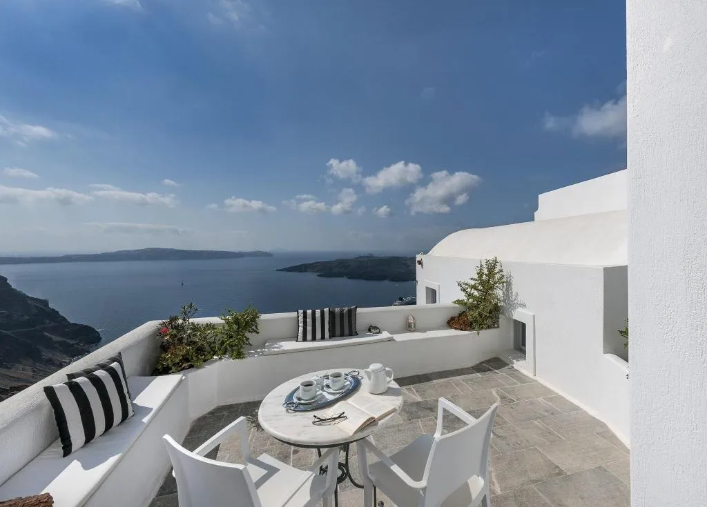 Terrace, Aigialos Luxury Traditional Settlement, Santorini