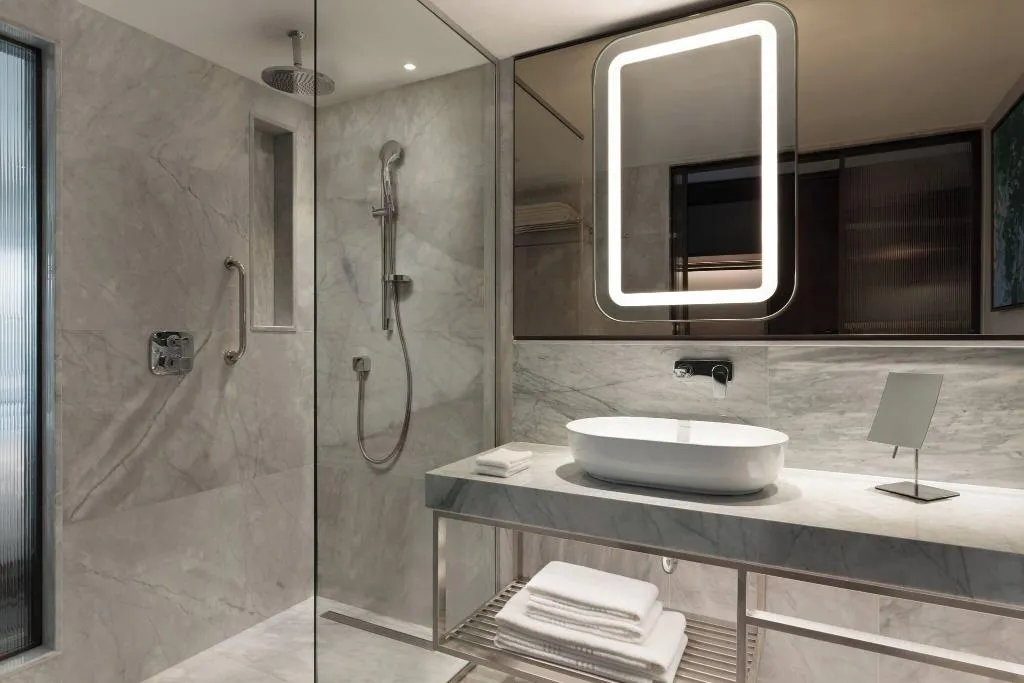 TWIN CITY VIEW Room, Izmir Marriott, Izmir