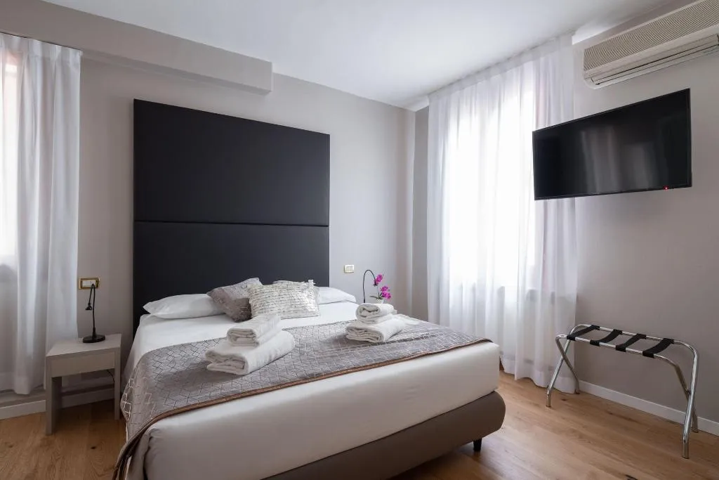 Room, Hotel Herion, Venice