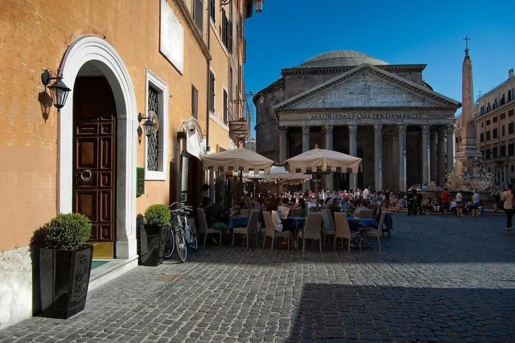 General view, Antico Albergo del Sole al Pantheon, Rome