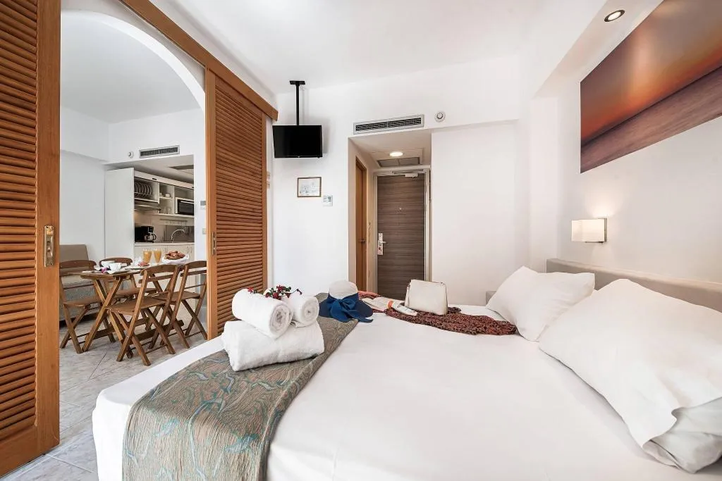 Room, Esperia, Rhodes