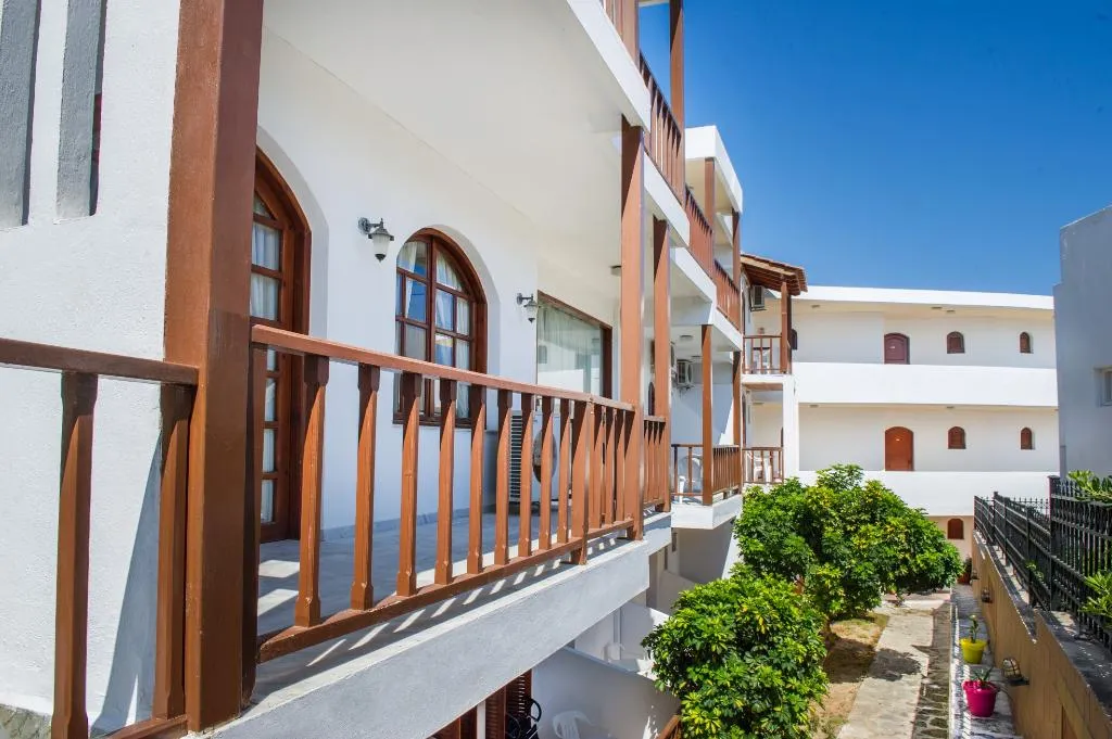 Terrace, Prince Of Lillies, Crete
