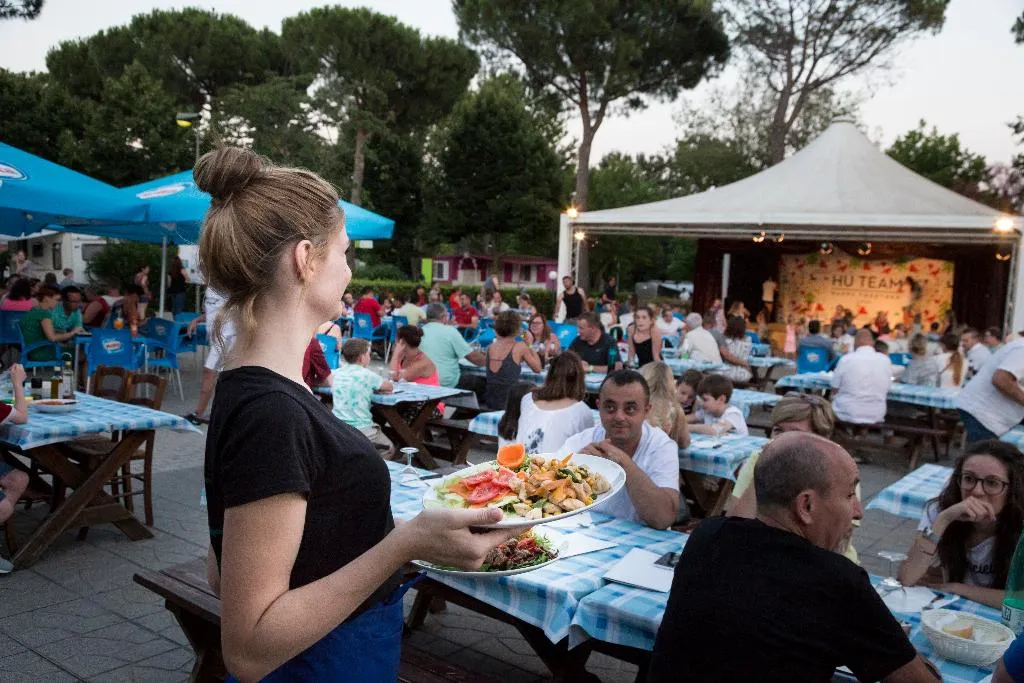Restaurant, hu I Pini Village, Rome