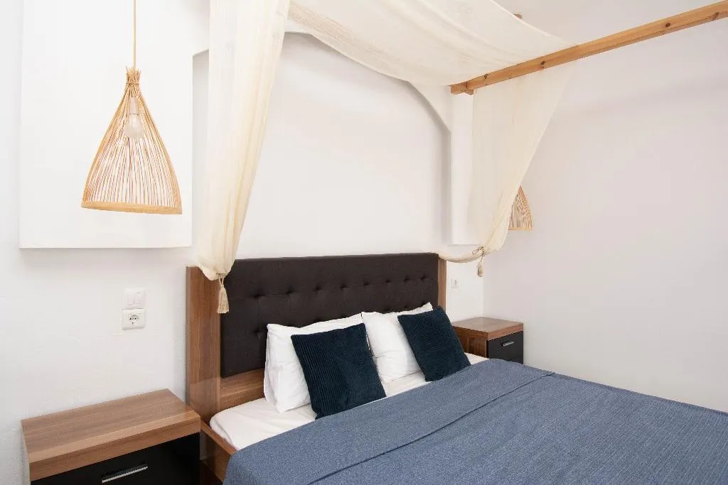 STUDIO WITH JACUZZI Room, OV Suites, Crete