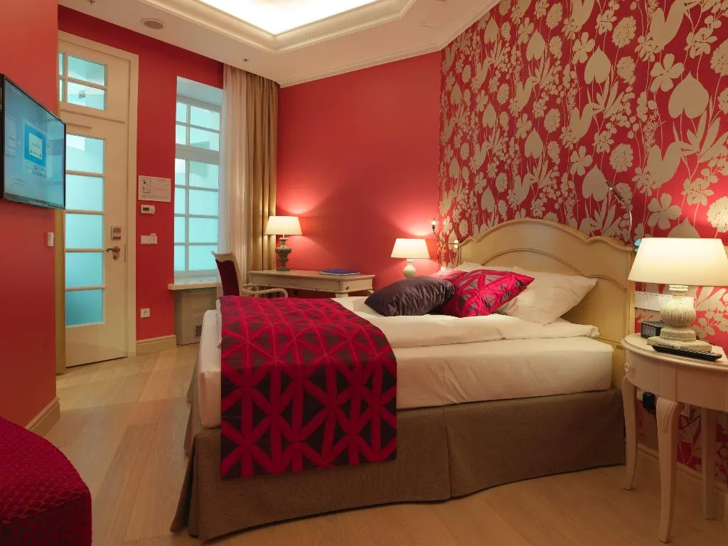 DOUBLE STANDARD Room, Relais Le Chevalier, Riga