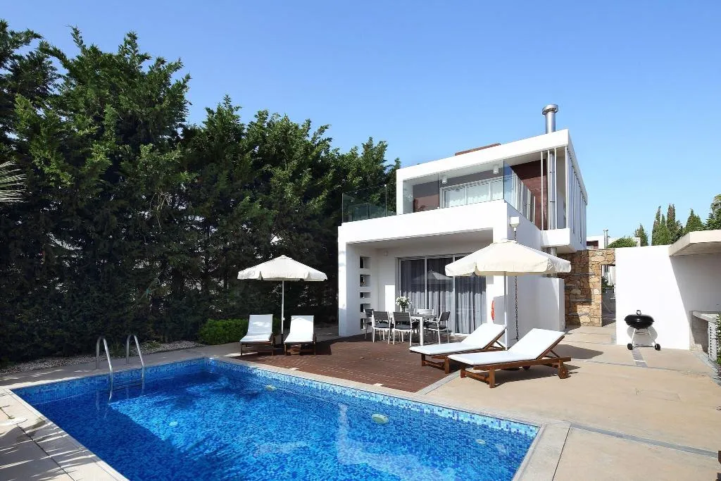 Pool, Paradise Cove Luxurious Beach Villas, Cyprus