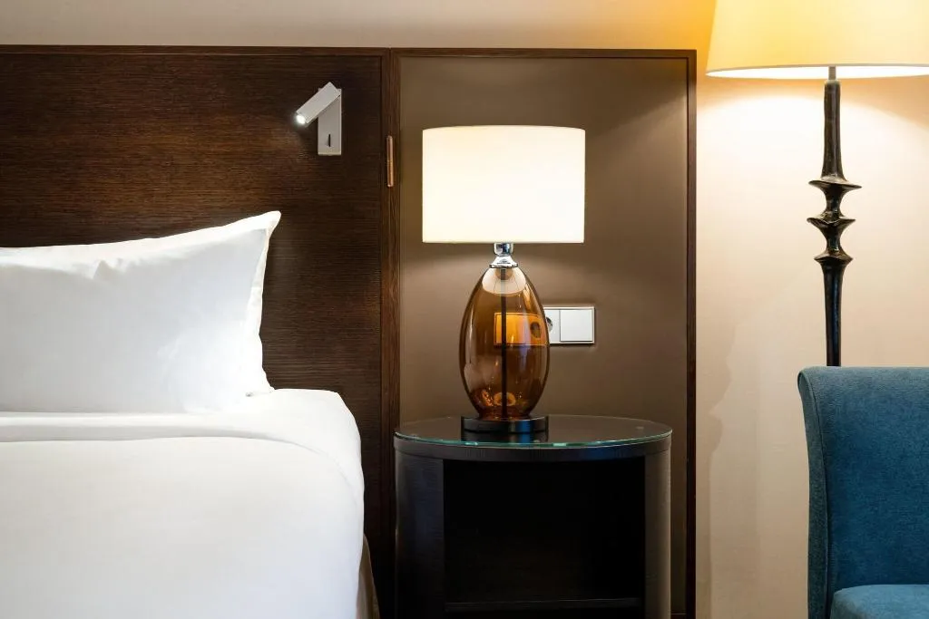 Room, Renaissance Amsterdam Hotel, Amsterdam