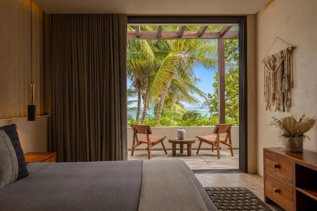 VILLA BEACH FRONT Room, Secrets Tulum Resort & Beach Club, Cancun Area